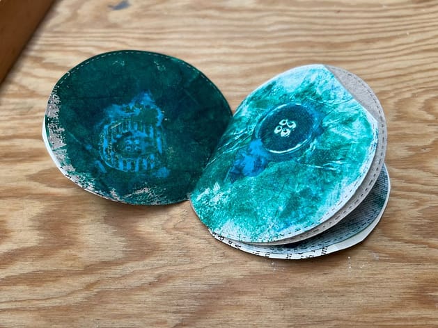 bastelfarbstube-buchbinden-knopf