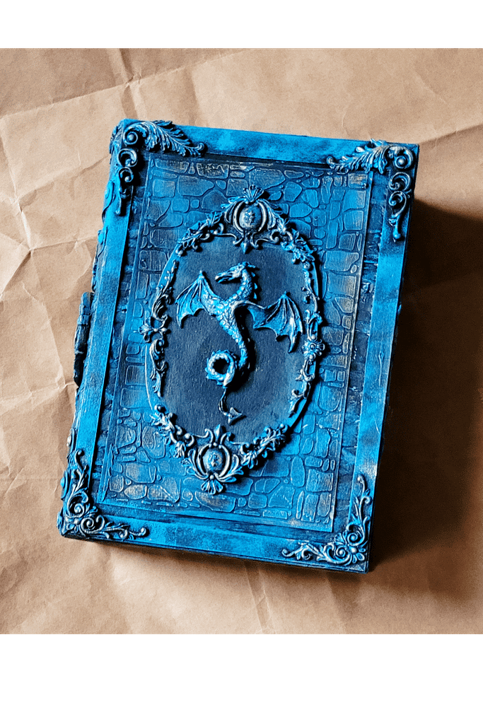 Mixed Media plastische Objekte auf Buchcover